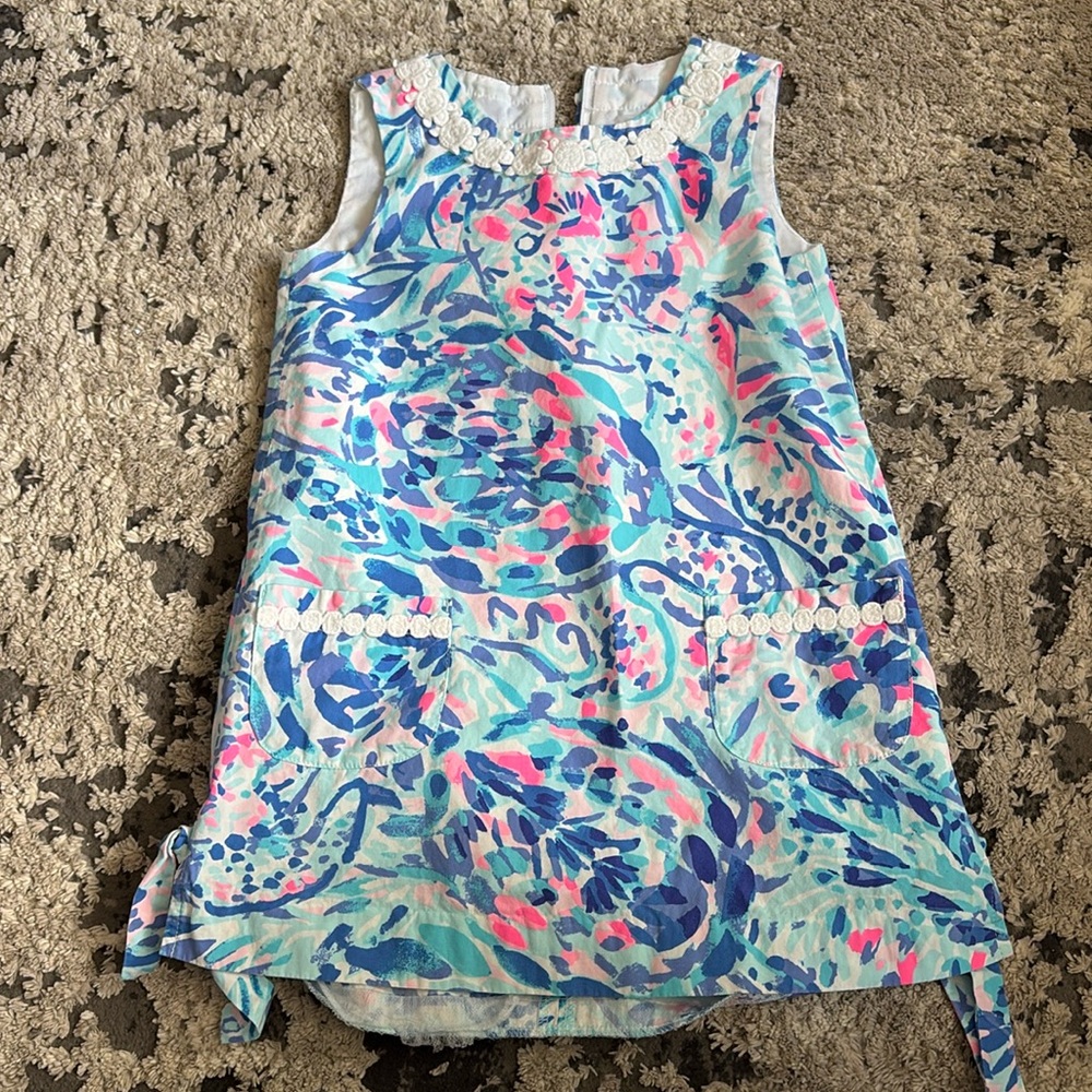 Lilly Pulitzer party wave shift dress